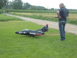 120708-mfg-tag-der-offenen-tuer-melissa-02136